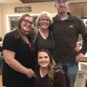 Meet your Posher, Melissa